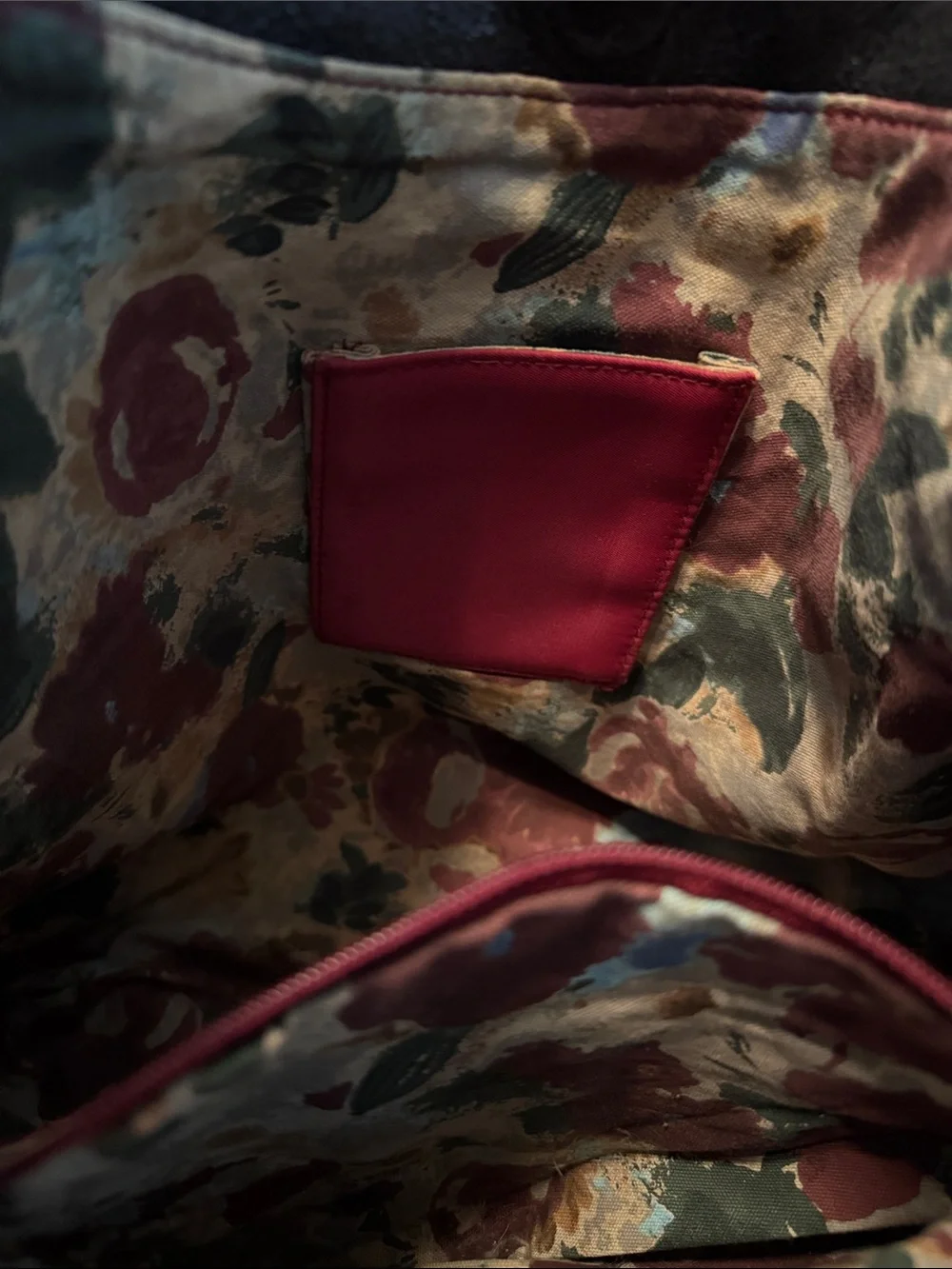 HOBO international shoulder